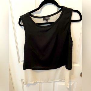 The Limited Black and White Sleeveless Top Size Small